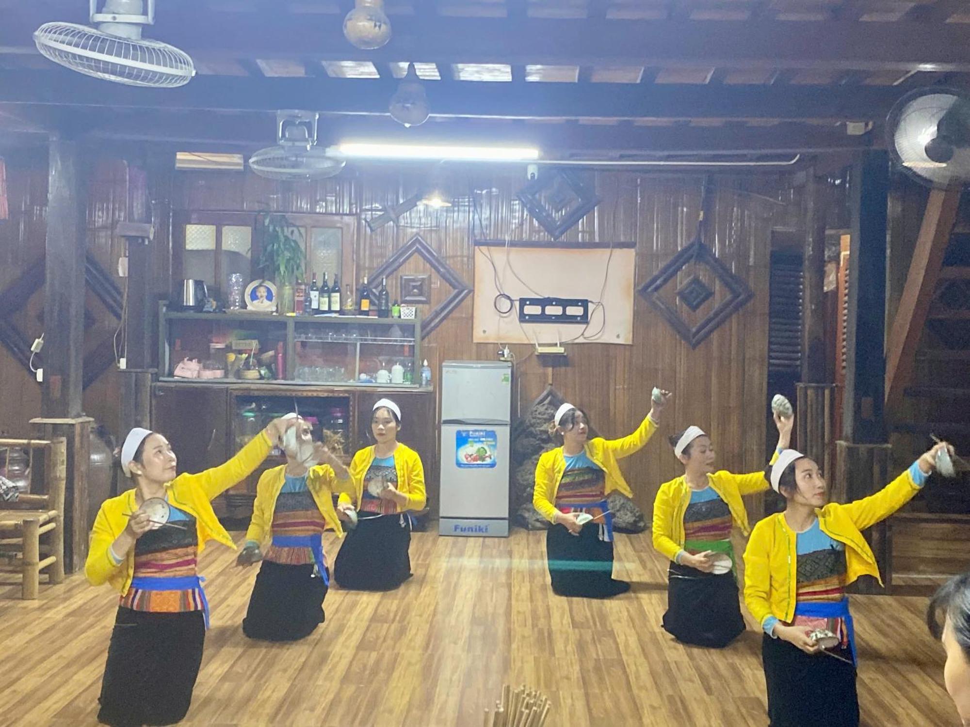 Hòa Bình Thao Ly Homestay Mai Chau מראה חיצוני תמונה